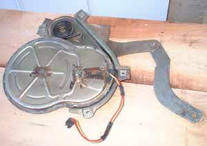 24- moteur vitre arrière conducteur 1